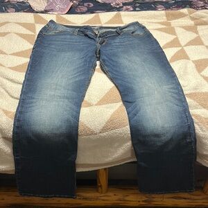 Women’s Wrangler BootcutJeans